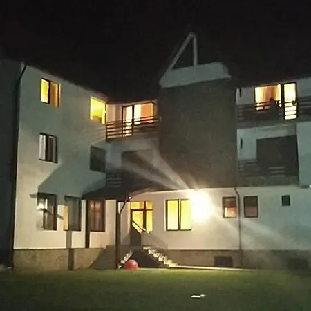 Pensiunea La Turcu Bed & Breakfast 3*